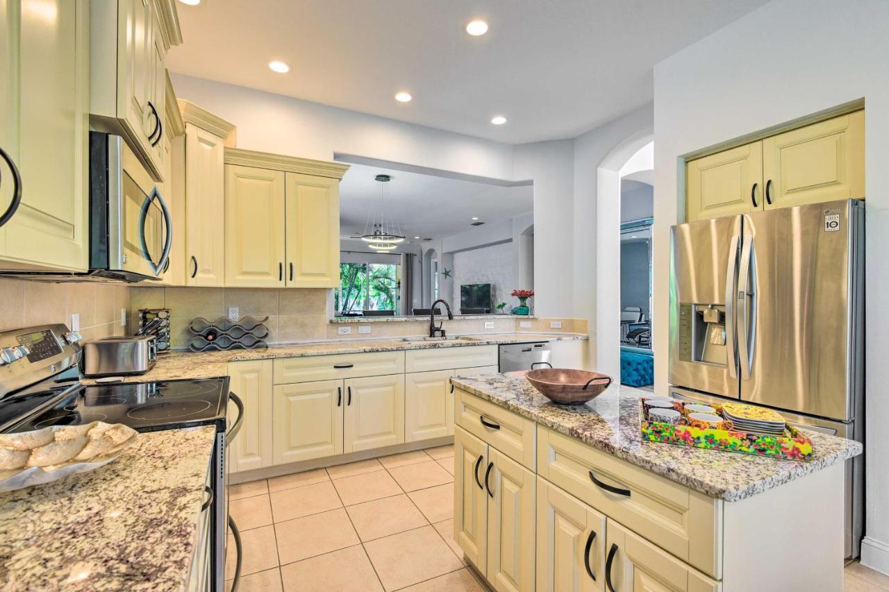Вілла Sun-Soaked Sarasota Oasis With Pool And Hot Tub! Екстер'єр фото